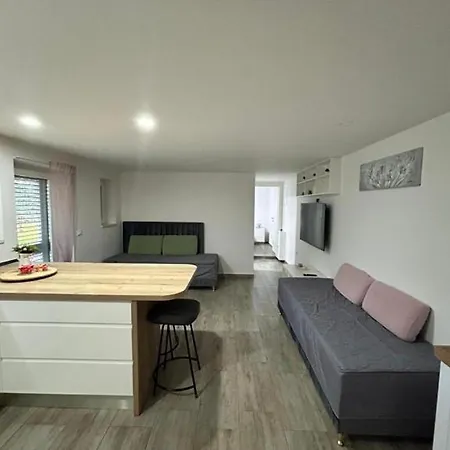 Apartment Borozan Kastela